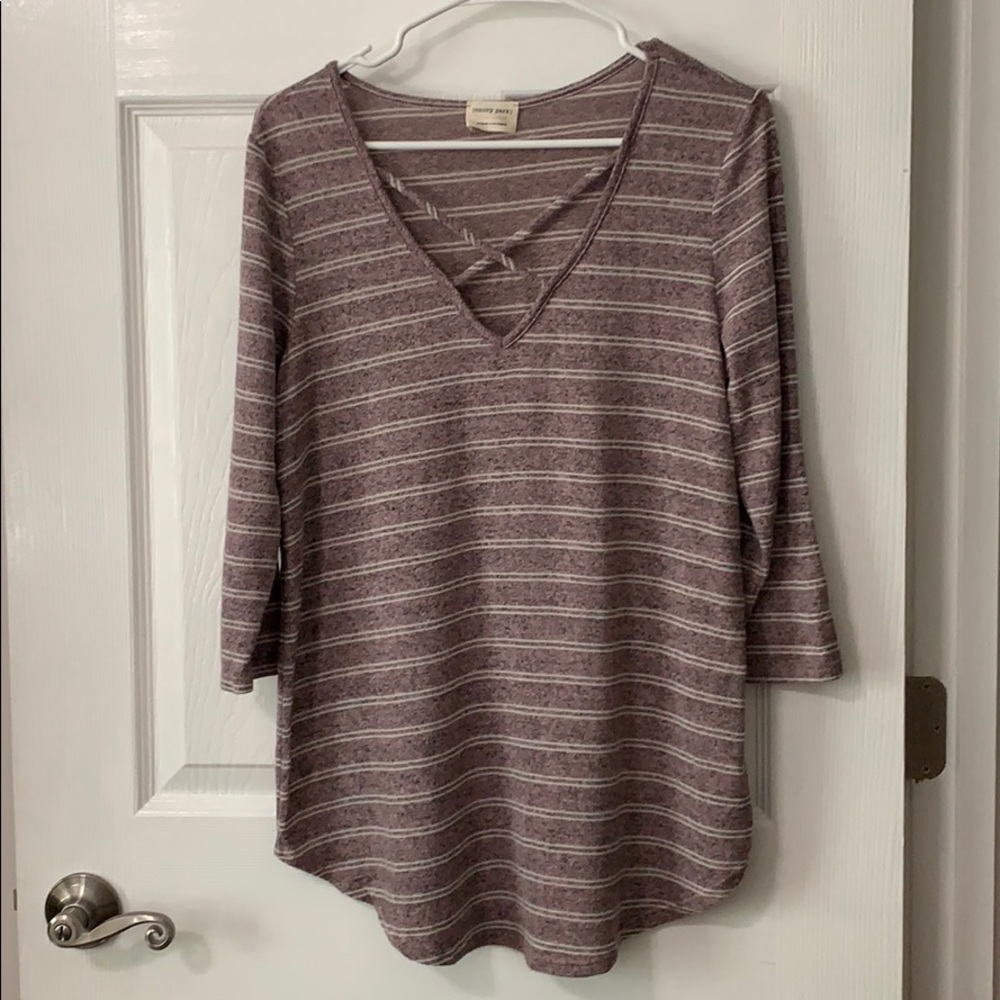 🌵EUC Emory Park Top🌵